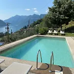 State Of The Art With 180 Degree Panoramic View, Pool And Sleeping Up To 10 Guests By Italian Lägenhet