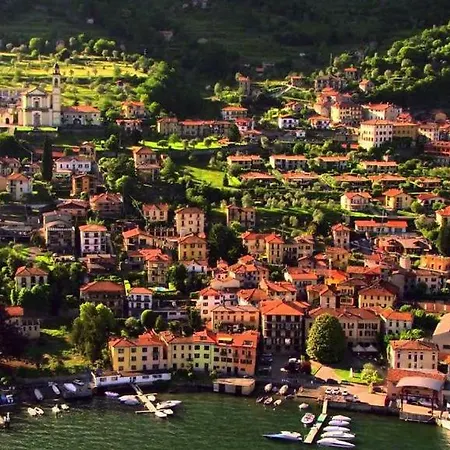 State Of The Art With 180 Degree Panoramic View, Pool And Sleeping Up To 10 Guests By Italian Apartman