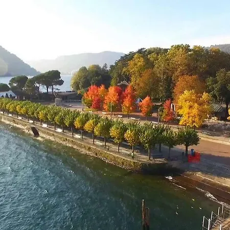 State Of The Art With 180 Degree Panoramic View, Pool And Sleeping Up To 10 Guests By Italian