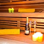State Of The Art With 180 Degree Panoramic View, Pool And Sleeping Up To 10 Guests By Italian *