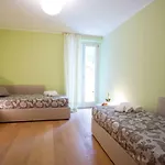 State Of The Art With 180 Degree Panoramic View, Pool And Sleeping Up To 10 Guests By Italian 코모