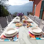 State Of The Art With 180 Degree Panoramic View, Pool And Sleeping Up To 10 Guests By Italian 아파트